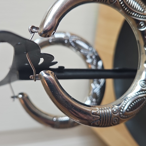 Large Silver Tone Southwestern Design Hoop Earrings - Picture 2 of 4